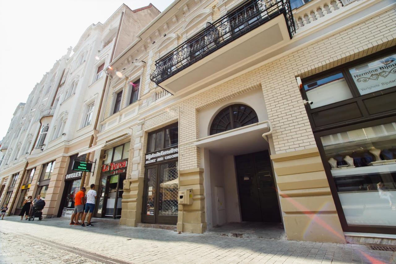 Retro City Center Home Oradea Extérieur photo